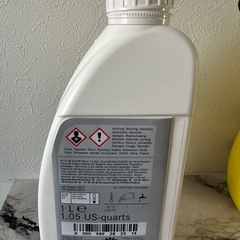 メルセデスベンツ純正　クーラントの画像