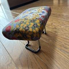 正座椅子の画像