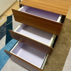 キャスター付きデスクワゴンの画像