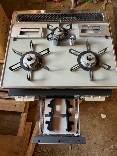 新古品ビルトインガスコンロ