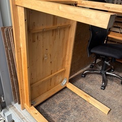 IKEAダイニングテーブルの画像