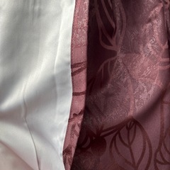 カーテンの画像