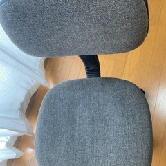 【値下げしました！】昇降式チェア／キャスター付き（美品・グレー）の画像