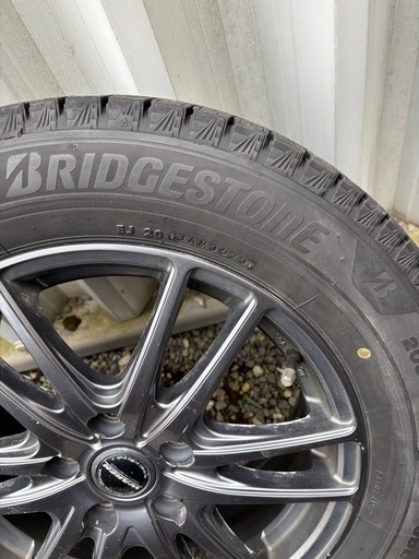 ホンダ ステップワゴン205/60R16スタッドレスタイヤ（ホイル付き4本セット）※商品説明必ず読んでください