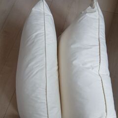 ほぼ未使用☆羽毛枕の画像