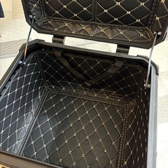 
バイク　リアボックス　大容量の画像