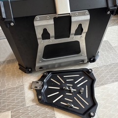 
バイク　リアボックス　大容量の画像