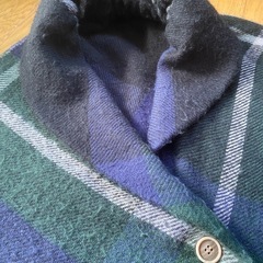 あったかストール　襟付き　グリーンチェック　の画像