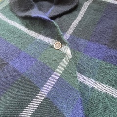 あったかストール　襟付き　グリーンチェック　の画像