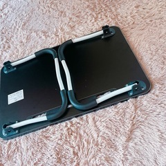 すみっコぐらし折りたたみテーブルの画像