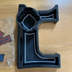 ジムニーjb64 MT用ドリンクホルダーの画像