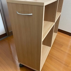 【無料】【キャスター付き】テレビ台　本棚にも活用可の画像