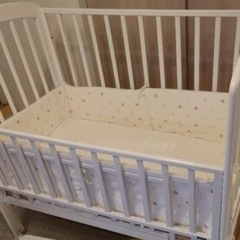 カトージ　ベビーベッド  ハイタイプ　レギュラーサイズの画像