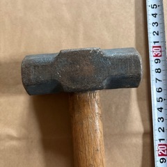 ハンマー
の画像