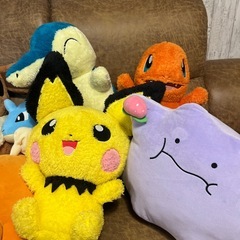 ポケモンびっくぬいぐるみの画像