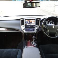 4WD 車検満タン クラウンハイブリッド 後期 ロイヤルサルーン ナビ フルセグTV Bluetooth バックモニター スマートキー シートヒーター クルコン LEDライト LEDフォグ ETCの画像