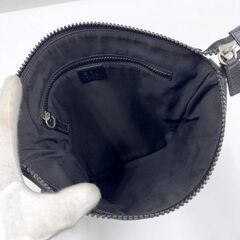 NR71　br4873tm 【GUCCI】 ショルダーバッグ　GGナイロン　ブラック×シルバー金具　449183の画像