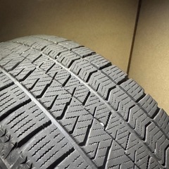 215/60r17 VRX2 ブリヂストンの画像