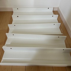 飾り棚　シェルフ　IKEA MOSSLANDAの画像