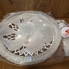 新品半額‼️照明ファンリモコン付きの画像