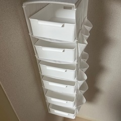 収納ラック 吊るすタイプの画像