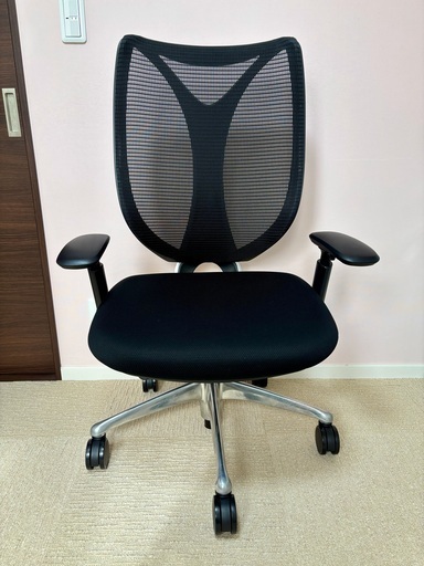 美品！オカムラ　サブリナ　前傾可能チェア　直接受け渡しのみ