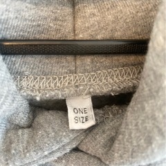 レディース　フード付きロング丈パーカー　グレー　one sizeの画像