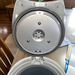 1度も使用していません！電動ポット
の画像