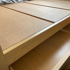 収納付きセミダブルベッドの画像