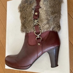 サヴァサヴァ　ミディブーツ　ラビットファー　24.5㎝の画像