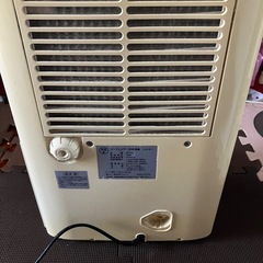 除湿機 ジャンク品　動作不良あり（部品取りなどに）の画像