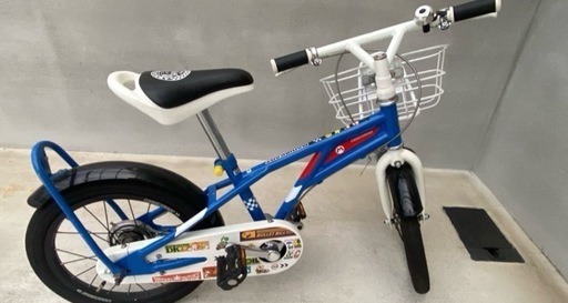 アサヒ限定モデル　マリオカート　自転車　子供用自転車　16インチ