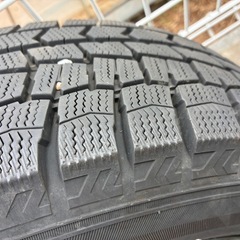 トヨタ　ライズ　ロッキー　
スタッドレスタイヤ4本セット　ホイール　の画像