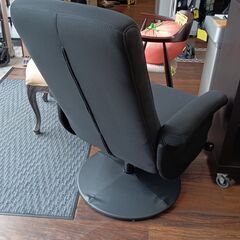 YAMADA　オットマン付きパーソナルチェア　ブラック　黒　チェア　サイズ（約）幅71×奥75×高95　　■近隣配送無料 買取GO‼　栄和店の画像