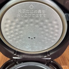 象印　マイコン炊飯ジャー　極め炊き NL-BC05型　2020年製の画像