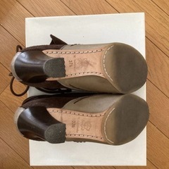 ワンダランドフスカ　バイカラーブーティ　24.5㎝の画像