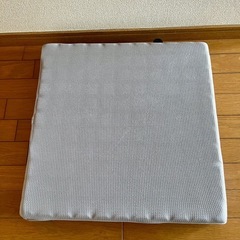 【HAVARGO】高反発クッション/ライトグレーの画像