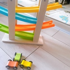 くるまのおもちゃの画像