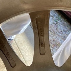 スタッドレスタイヤの画像