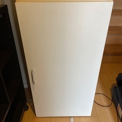 ※近日削除　11/15までの引き取り収納棚の画像