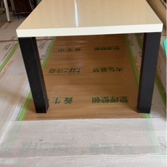 ダイニングテーブル　無料の画像