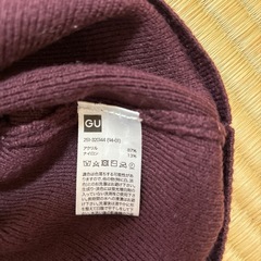 【お話し中】【値下げ】GUレディースニットの画像