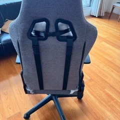 ゲーミングチェアの画像
