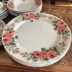 （お話中）食器セットの画像