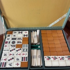 🌹麻雀牌　ケース付き　昭和レトロ🌹の画像