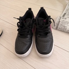 ナイキのすスニーカーの画像