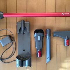 Dyson V8 Slim（中古品）の画像