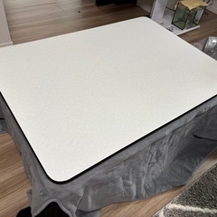 【値下げ】山善　こたつ　布団と畳椅子も含むの画像