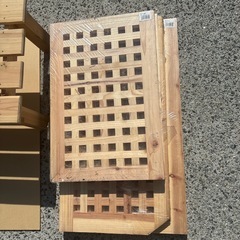 木製便利台　格子杉板の画像
