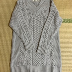 niko and… アラン柄Vネックニットワンピース　レディース　服の画像